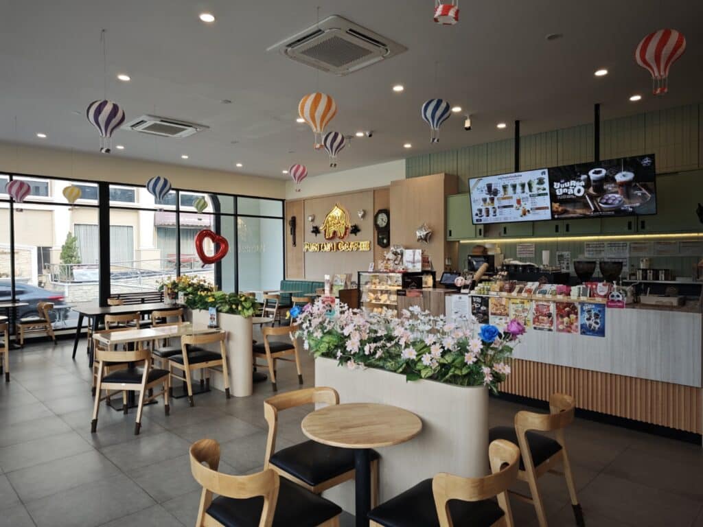 บรรยากาศห้องประชุม Punthai Coffee ลาดพร้าว 130 5