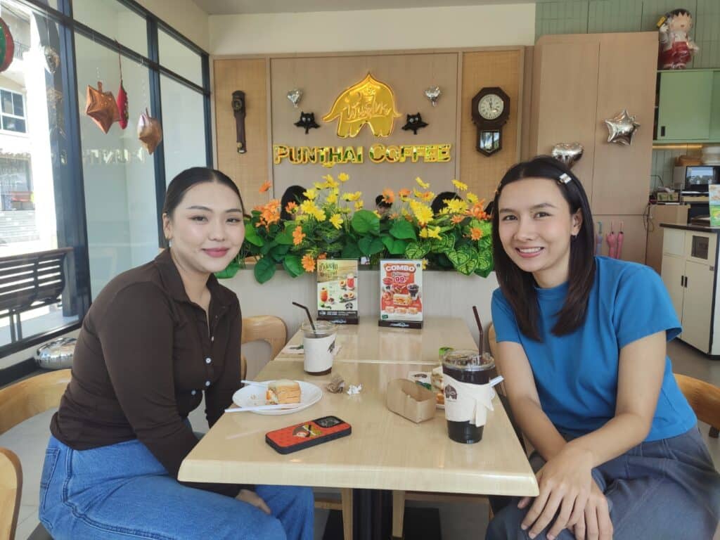 บรรยากาศห้องประชุม Punthai Coffee ลาดพร้าว 130 7
